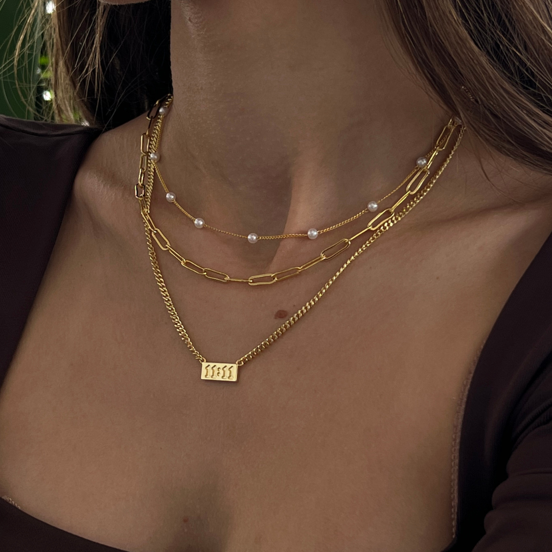 Lover Girl Necklace - EVRYJEWELS